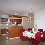 Apartment Apartment In Malinska - Insel Krk 12860