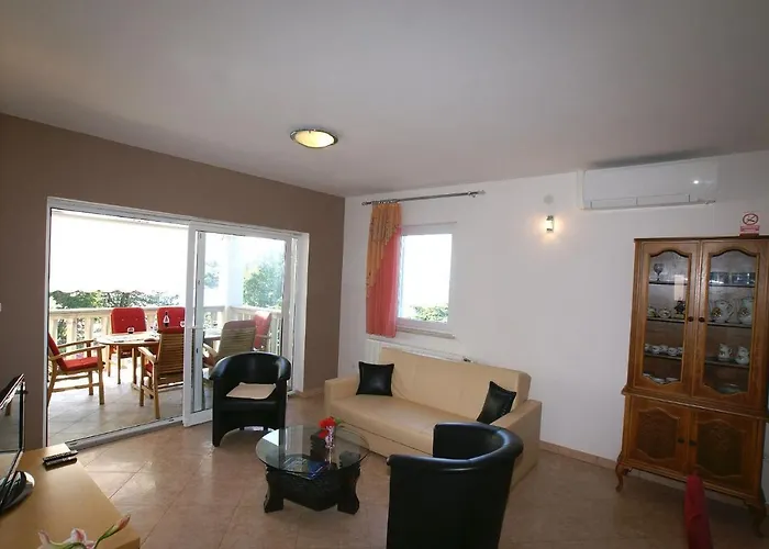 Apartment In Malinska - Insel Krk 12860