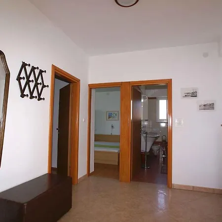 Apartment In Malinska - Insel Krk 12860