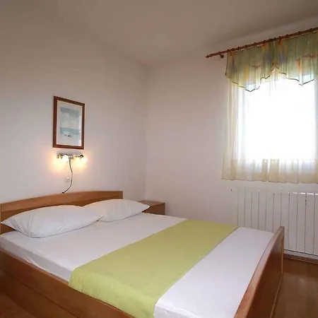 Apartment In Malinska - Insel Krk 12860