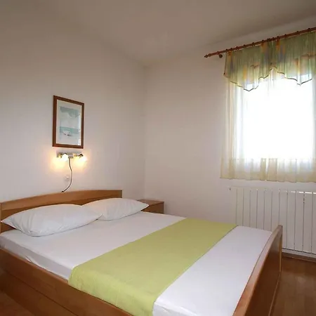 In Malinska/insel Krk 12860 Apartmán *