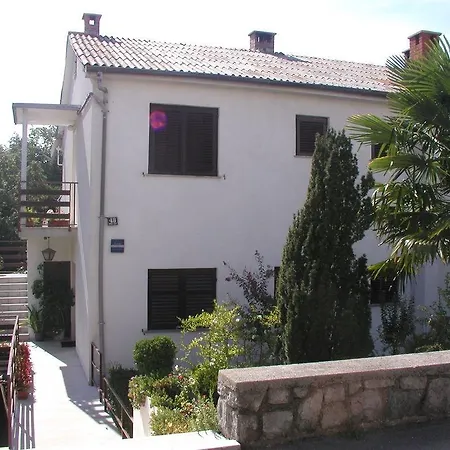 Apartment In Malinska - Insel Krk 12860 Malinska