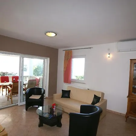 Apartment In Malinska - Insel Krk 12860